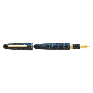 ESTIE OVERSIZE NOUVEAU BLUE / GOLD TRIM FOUNTAIN PEN
EF, F, M, B, Stub 1.1, Journaler, Scribe, Needlepoint, 18K Gold M